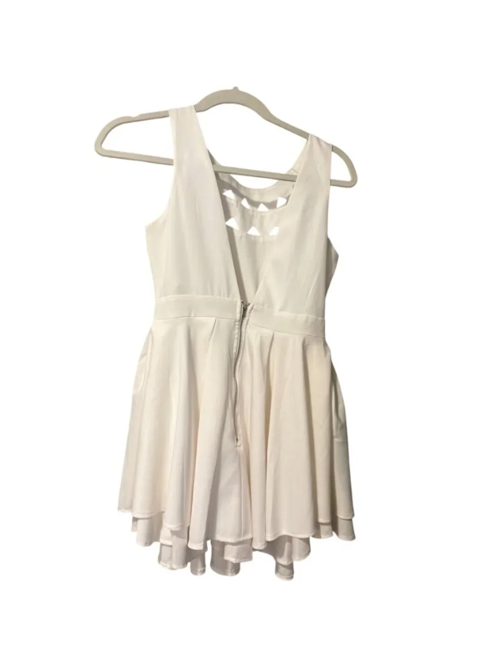 L'ATISTE by Amy Cutout Fit & Flare Dress - Picture 5 of 9
